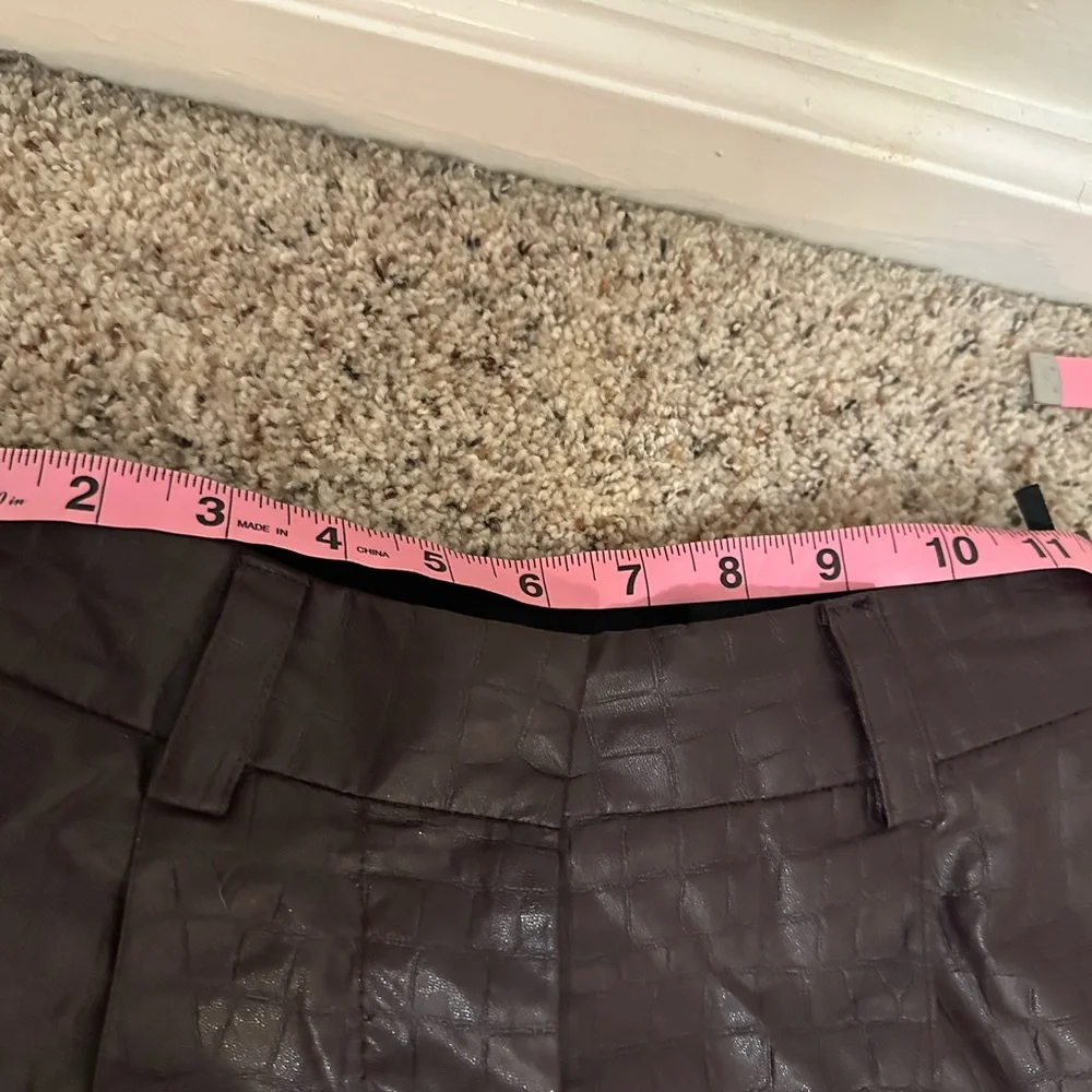Vegan burgundy croc-leather pants from Beaufille size 0 in pristine condition - Picture 3 of 5